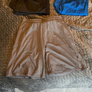 Men’s UA 10” “Raid” shorts